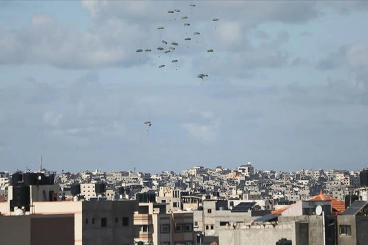 США доставили по воздуху новую партию помощи в сектор Газа